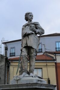 Monumento a Giovan Battista Falcone - Acri (CS)